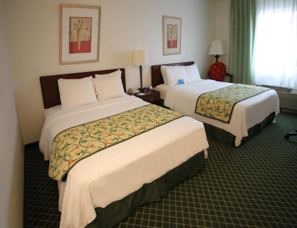 Fairfield Inn ואקאוויל מראה חיצוני תמונה